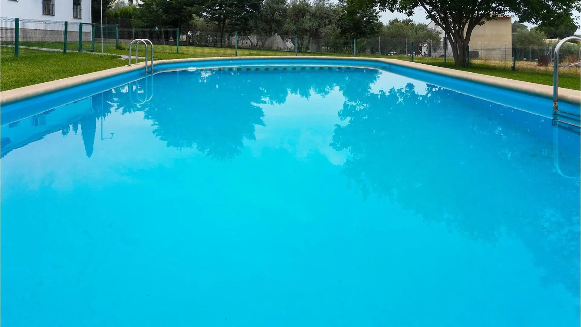 Holiday home Lovely Home In Arahal Sevilla With Wifi Moron de la Frontera